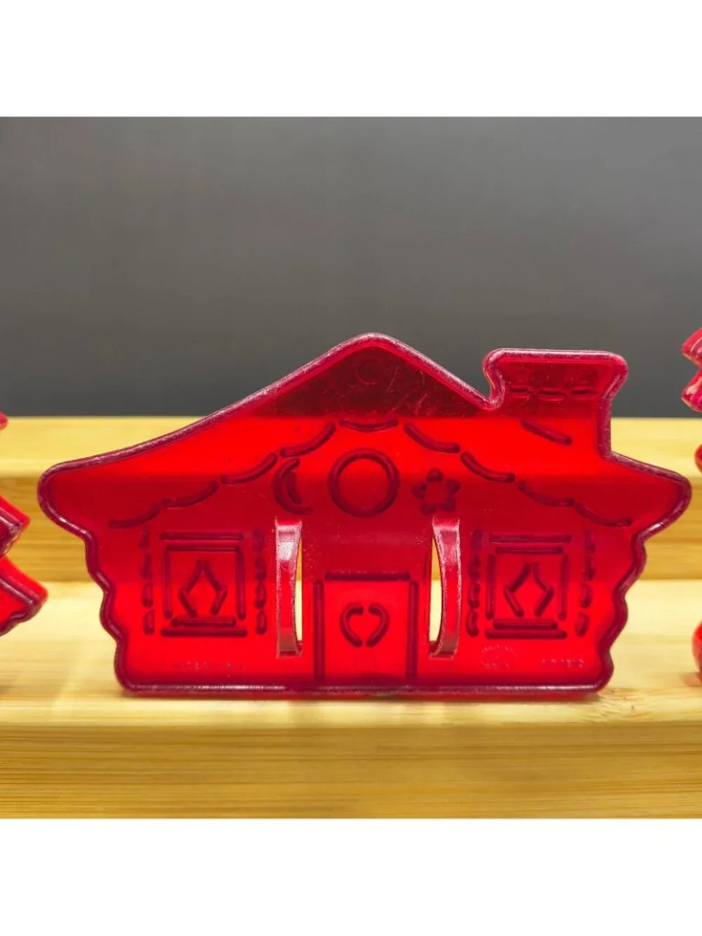 HRM Vtg Design Cookie Cutter - Hansel Gretel Wicked Witch Gingerbread House Tree